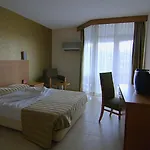 Surtel 호텔