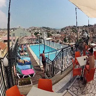 Hotel Surtel 3*