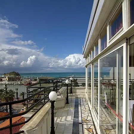 Surtel كوشاداسيه