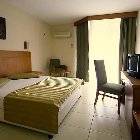 ホテル Surtel