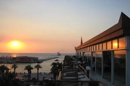 호텔 Surtel