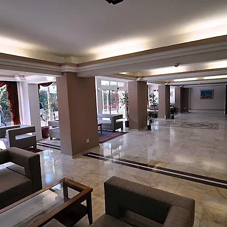 Surtel 3* 쿠사다시