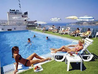 Surtel ホテル 3*
