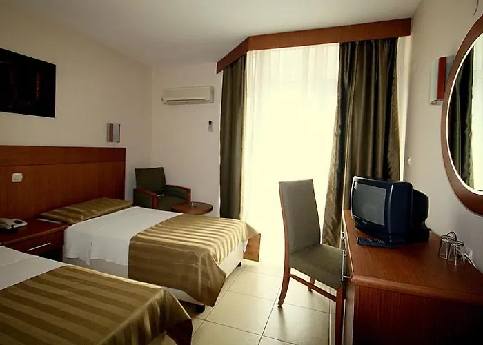 Hotel Surtel 3*